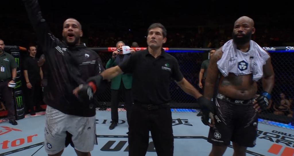 UFC Sao Paulo: Nascimento ponownie lepszy od Mayesa