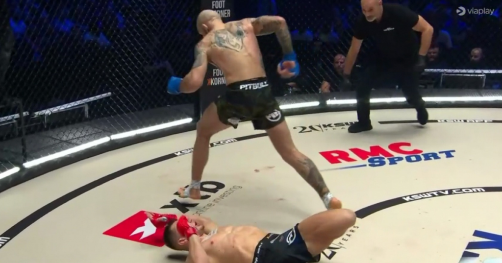 XTB KSW 93: Madars Fleminas brutalnie nokautuje Artura Szczepaniaka [WIDEO]