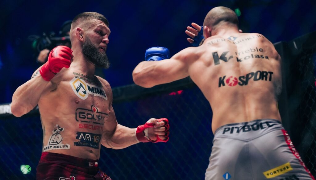 XTB KSW 100: Kuberski ubija ciosami Janikowskiego! [WIDEO]