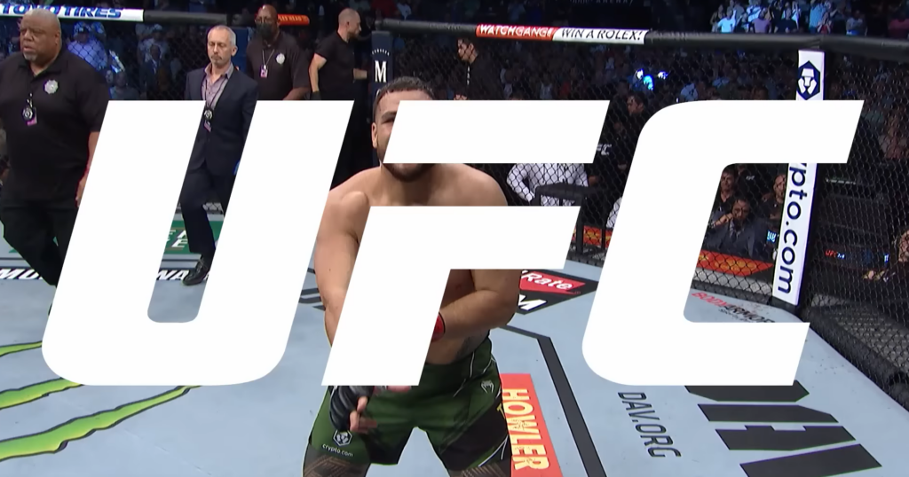 Ponad 30 elektryzujących nokautów w królewskiej dywizji UFC [WIDEO]