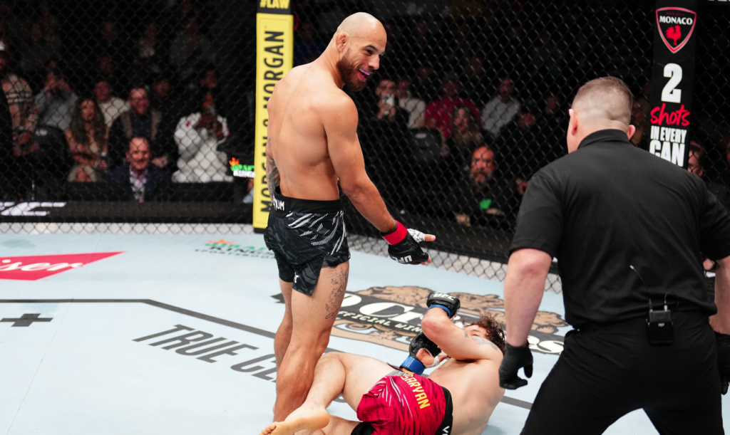 UFC Seattle: Silva znokautował Baghdasaryana w pierwszej rundzie! [WIDEO]