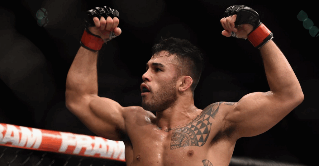 Brad Tavares podpisał nowy kontrakt z UFC. „Zamieszanie? Bawiło mnie to”
