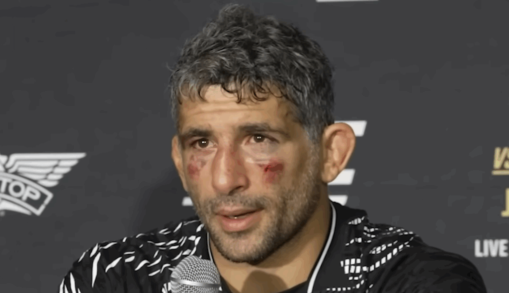 Beneil Dariush wygrywa, ale opuszcza UFC 317 sfrustrowany: „Wciąż odtwarzam to w głowie” Beneil Dariush wygrywa, ale opuszcza UFC 317 sfrustrowany: „Wciąż odtwarzam to w głowie”