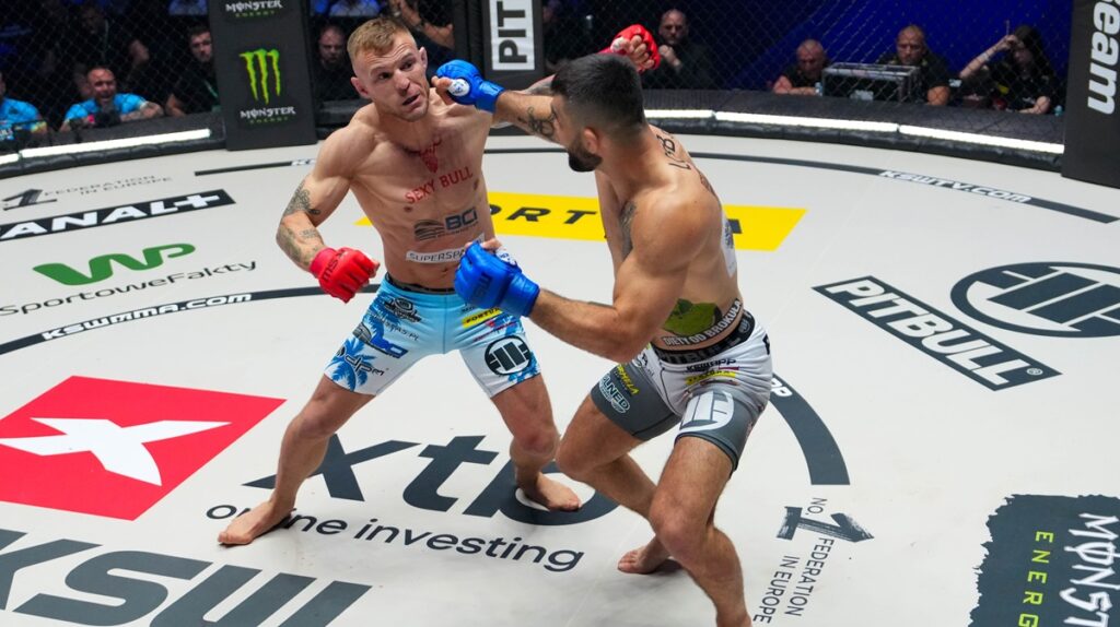 XTB KSW 107: Roman Szymański znokautował Kacpra Formelę [WIDEO]