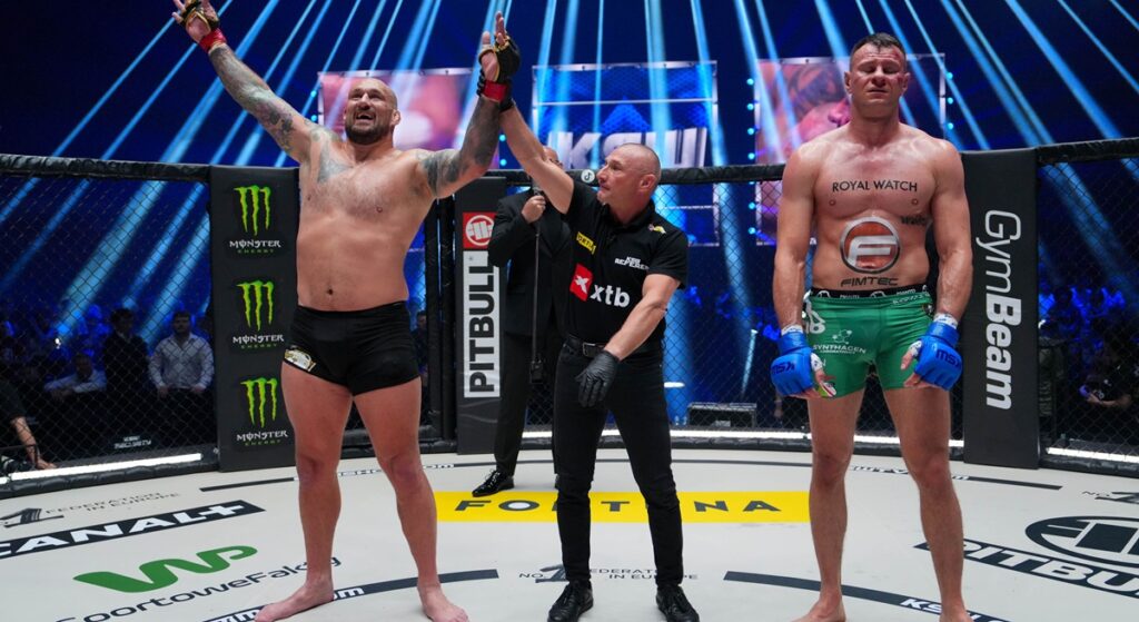 XTB KSW 107: Phil De Fries poddał Arka Wrzoska w 1. rundzie! [WIDEO]