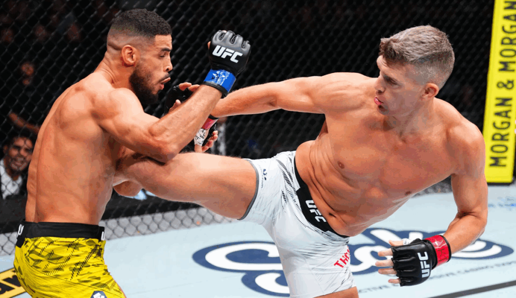 Kontrowersyjna decyzja sędziów n a UFC Nashville: Bonfim pokonuje Thompsona