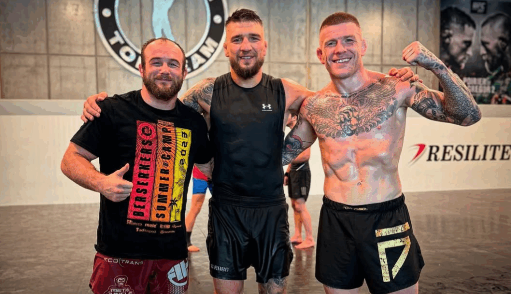 „Nie będziemy się oszczędzać” – Rębecki o starciu z klubowym kolegą w co-main evencie UFC