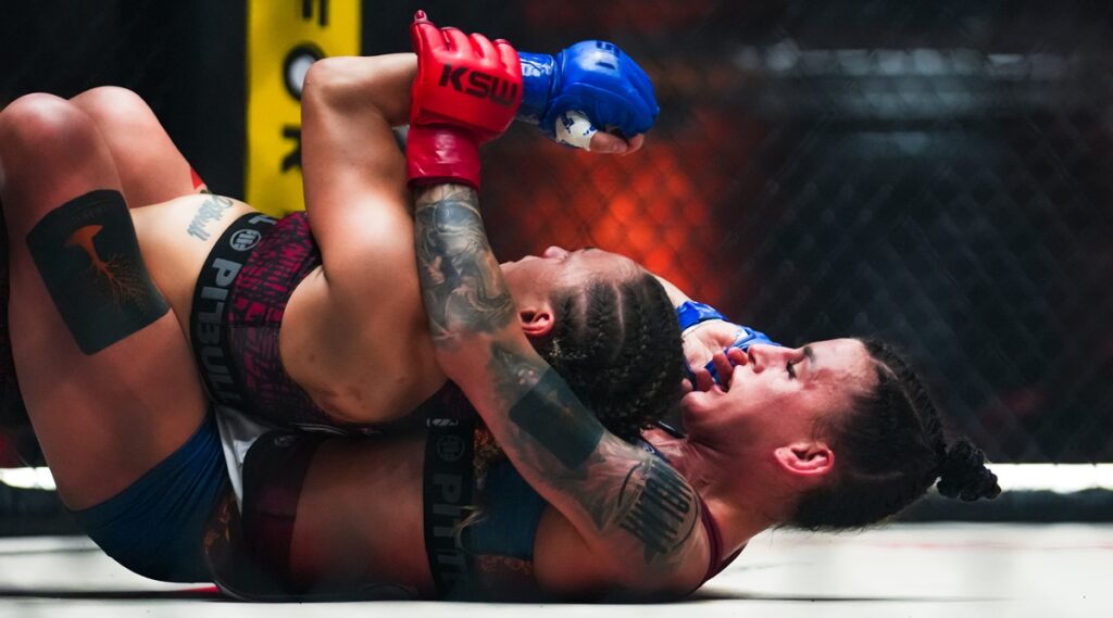 XTB KSW 109: Ewelina Woźniak wypunktowała Monikę Kucinic