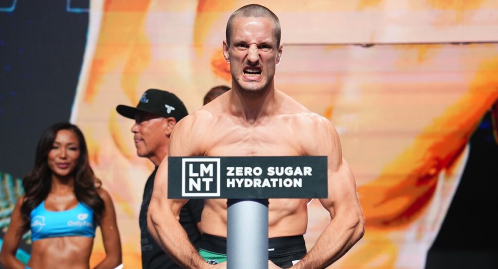 Jakub Kaszuba pokonał Sergio Cossio po trudnym pojedynku na PFL World Tournament 8: 2025 Finals