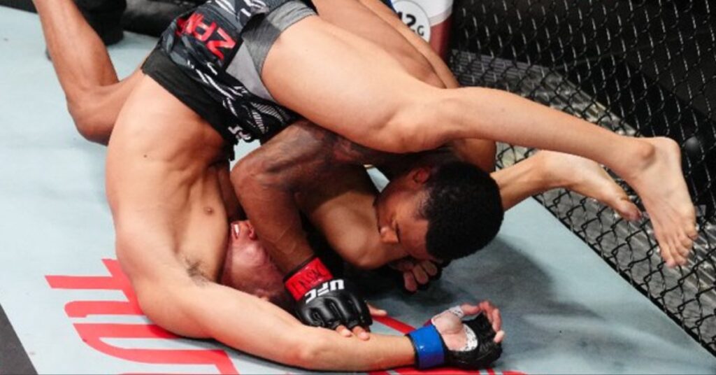 Spektakularny slam na UFC Vegas 109! Elijah Smith powtórzył legendarny wyczyn Rampage’a Jacksona [WIDEO]