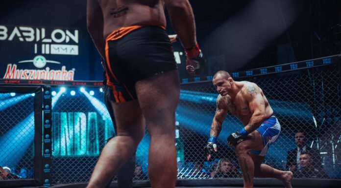 Skandal na Babilon MMA 54 – zawodnik zabiera głos i pisze o „świadomym buncie”. Narożnik i organizacja odpowiadają