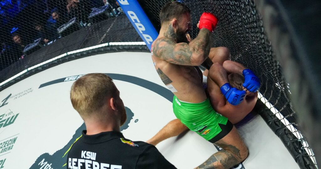 XTB KSW 110: Michał Dreczkowski nokautuje Adama Tomasika w 1. rundzie! [WIDEO]