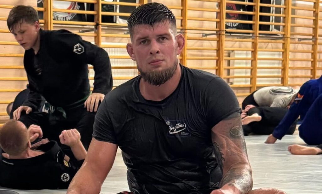 Poznaliśmy nowego rywala Marka Bujły w UFC. Polak zmierzy się z mistrzem LFA Poznaliśmy nowego rywala Marka Bujły w UFC. Polak zmierzy się z mistrzem LFA