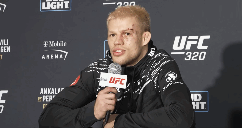 Wikłacz triumfuje w debiucie UFC: „Byłem zbyt pewny siebie, popełniłem błędy”