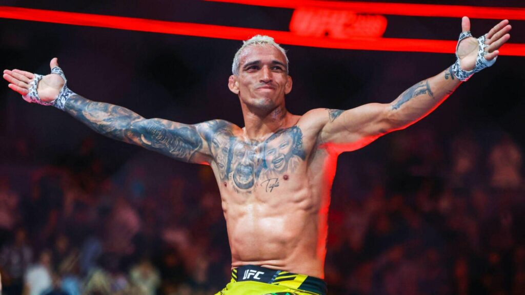 Charles Oliveira nie myśli o zakończeniu kariery przed UFC Rio: „Nigdy nie mówiłem o emeryturze”