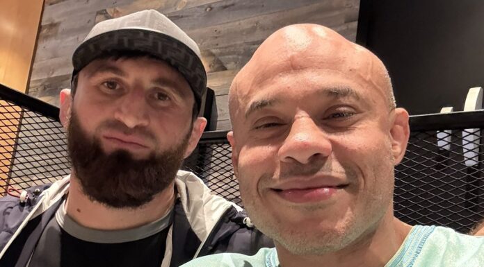 Abdelaziz: Ankalaev nie powinien był wychodzić do walki na UFC 320. Menedżer przyznał też, że prowadził zawodnikowi social media