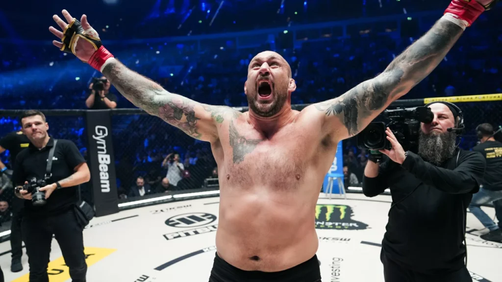 Phil De Fries przed KSW 111: „To ja zdecyduję o losach tej walki” Phil De Fries przed KSW 111: „To ja zdecyduję o losach tej walki”