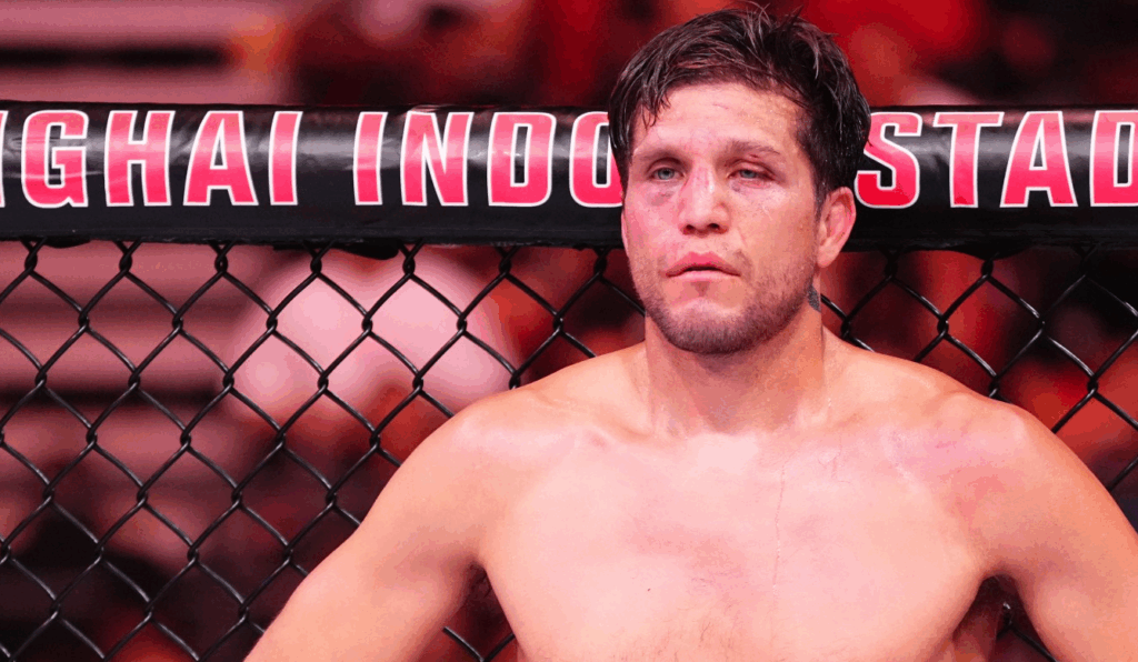 Brian Ortega szykuje się na przejście do wagi lekkiej. „Nie mogę nic powiedzieć” Brian Ortega szykuje się na przejście do wagi lekkiej. „Nie mogę nic powiedzieć”