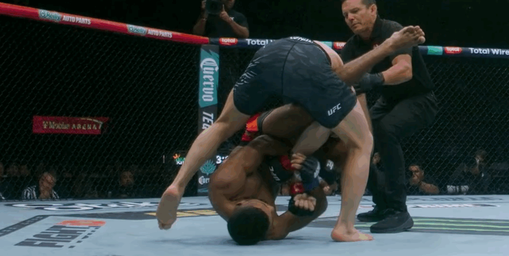 UFC 320: Youssef Zalal błyskawicznie poddaje Josha Emmetta w pierwszej rundzie! [WIDEO]