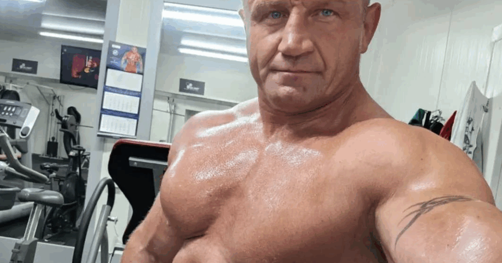 Mariusz Pudzianowski zapowiada wielki powrót? „Już niebawem odpalę coś, aż fajerki podskoczą!”