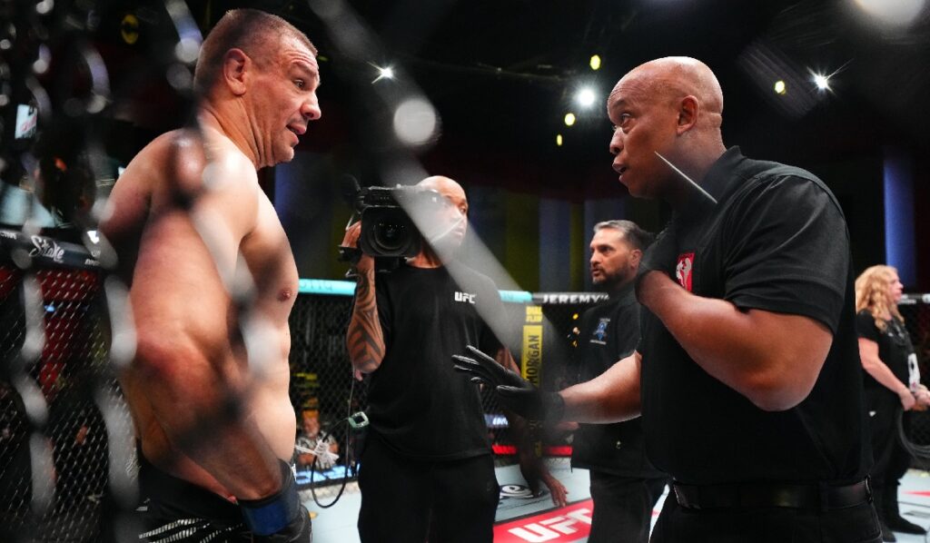 Ante Delija uważa, że został obrabowany w walce z Cortes-Acostą na UFC Vegas 110 Ante Delija uważa, że został obrabowany w walce z Cortes-Acostą na UFC Vegas 110