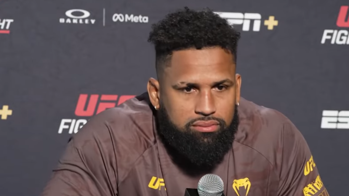 Waldo Cortes-Acosta naburmuszony