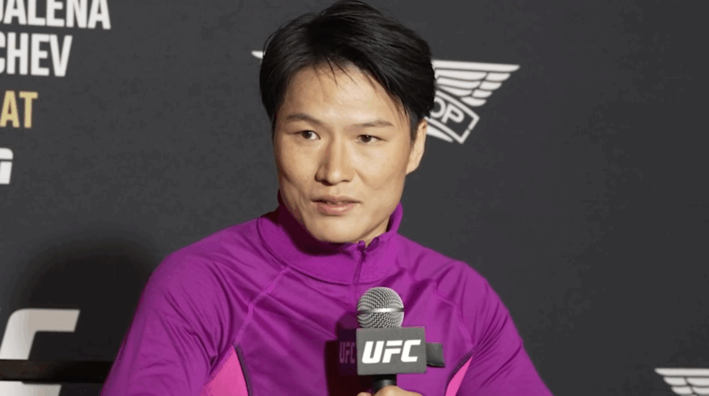 „Czuję się zupełnie inaczej” – Zhang Weili przed pojedynkiem o pas wagi muszej „Czuję się zupełnie inaczej” – Zhang Weili przed pojedynkiem o pas wagi muszej