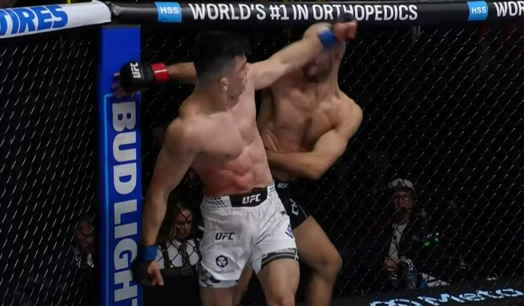 UFC Vegas 112: Kevin Vallejos brutalnie i widowiskowo nokautuje Gigę Chikadze! [WIDEO]