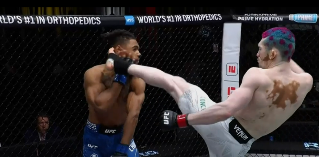 UFC Vegas 112: Melquizael Costa nokautuje Morgana Charriere potężnym kopnięciem! [WIDEO]
