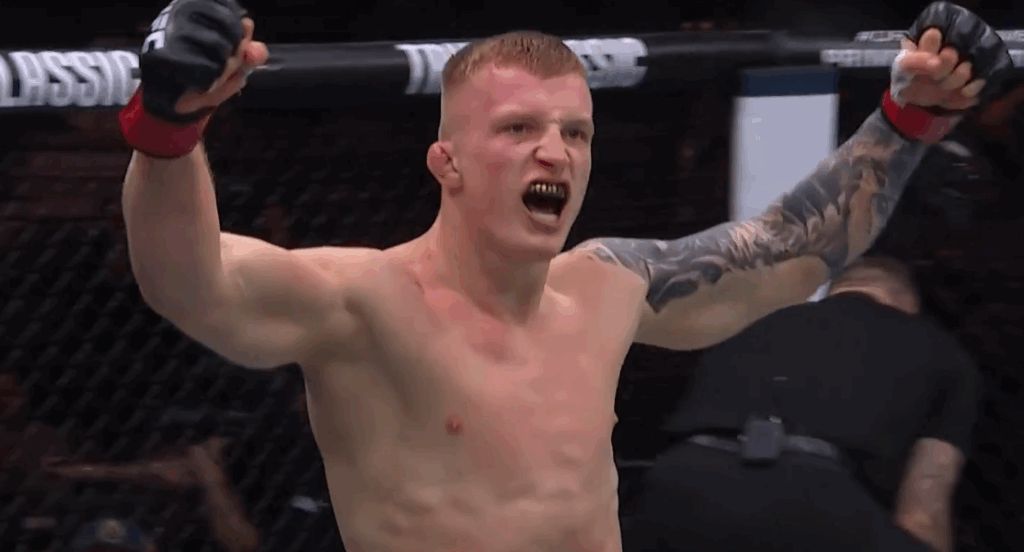 Iwo Baraniewski zgarnia bonus po gali UFC 323!