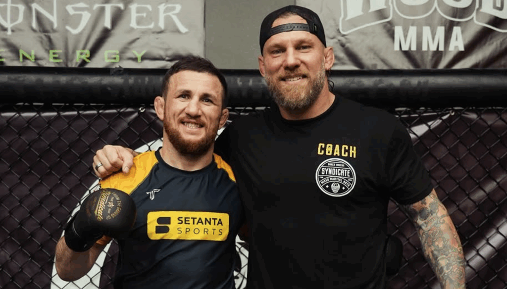 Trener Meraba Dvalishviliego wskazuje kierunek kariery mistrza. „Najpierw rekordy w koguciej, dopiero potem superfighty”