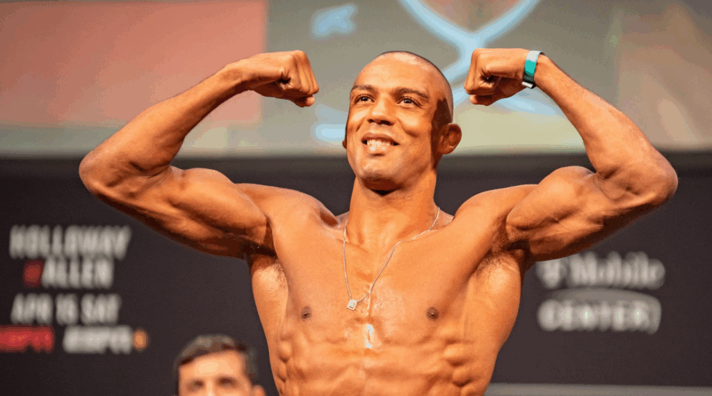 Edson Barboza stawia sprawę jasno przed UFC 323. „Nigdy nie wejdę do oktagonu dla pieniędzy”