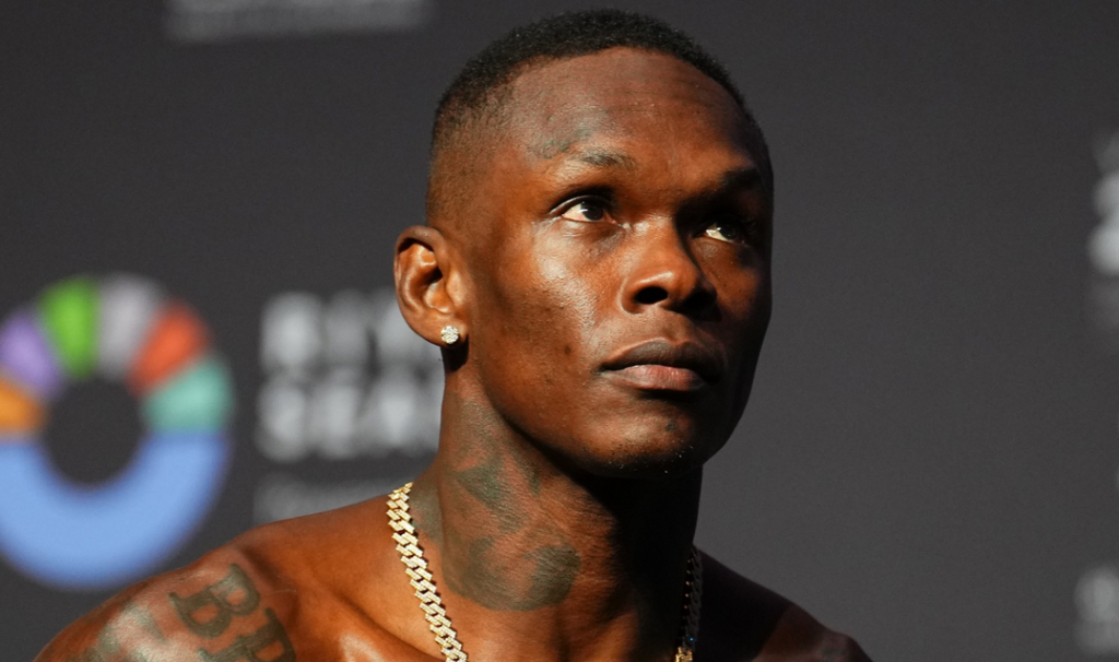 Israel Adesanya nie planuje przejścia do boksu: „Moja kariera skończy się w UFC”
