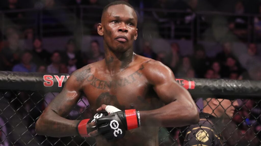 Israel Adesanya powraca. Nigeryjczyk wystąpi w walce wieczoru gali UFC Seattle