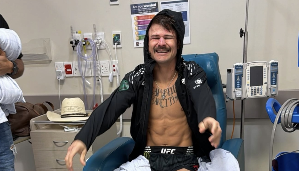 Diego Lopes po UFC 325 trafił do szpitala: „Wygląda na to, że złamaliśmy obie stopy”