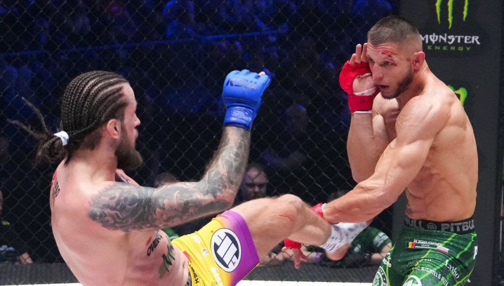 XTB KSW 115: Kacper Koziorzębski z czwartą wygraną z rzędu! „Wiór” wypunktował Szczepaniaka