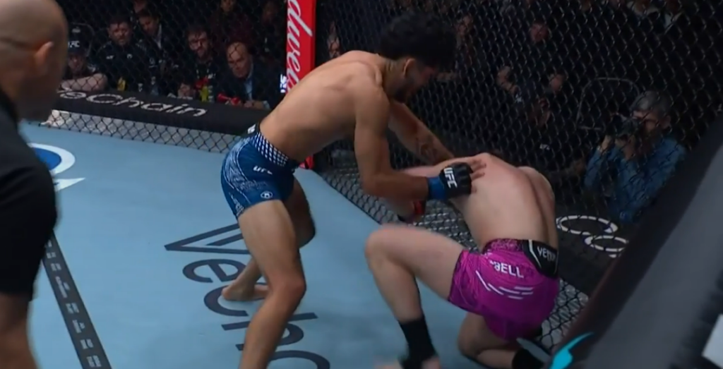 UFC London: Danny Silva znokautował Kurtisa Campbella w drugiej rundzie [WIDEO]