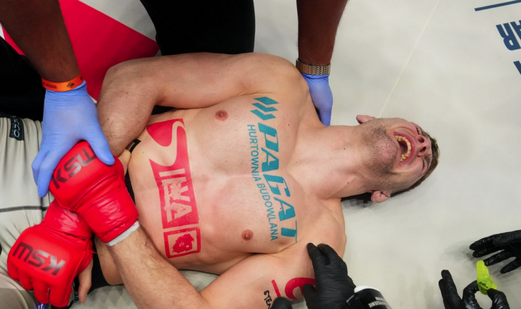 XTB KSW 116: Potworna kontuzja Kawy! Moisa wygrywa przez niezdolność rywala do kontynuowania walki