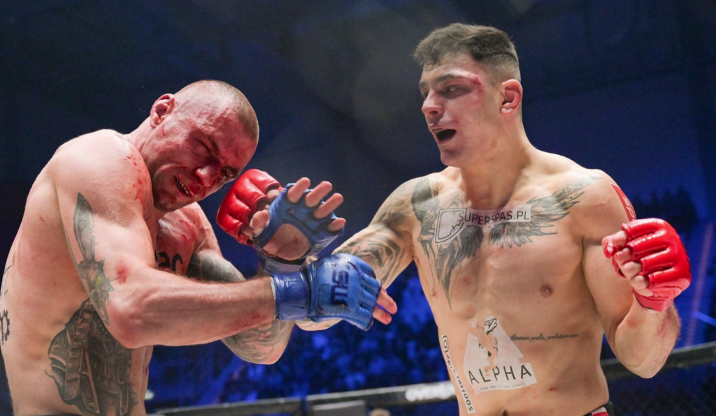 XTB KSW 116: Co za wojna! Damian Piwowarczyk znokautował Sergiusza Zająca! [WIDEO]