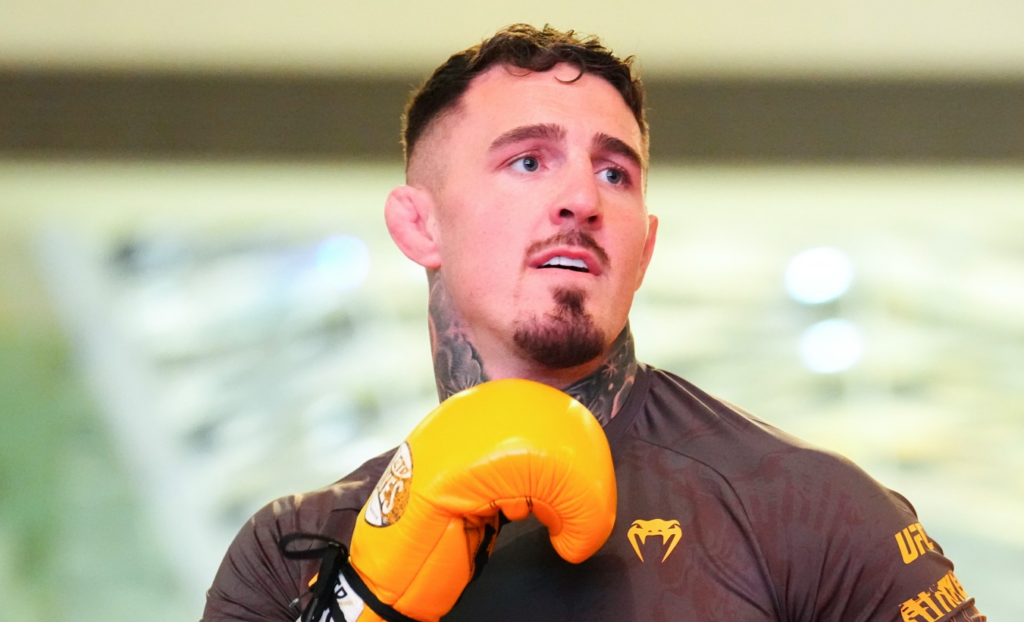 Tom Aspinall wraca do treningów! „Wracam po wszystko” – mistrz daje sygnał