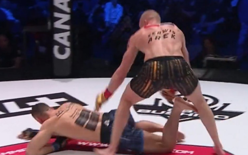 FEN 62: Wawrzyniec Bartnik znokautował Rafała Błachutę w pierwszej rundzie [WIDEO]