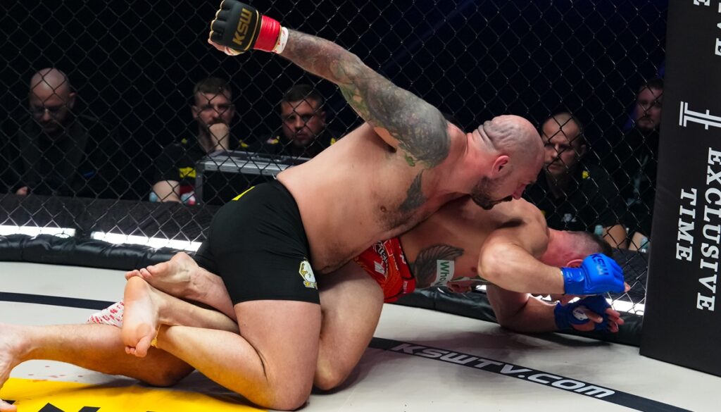 XTB KSW 117: Dominacja i poddanie! Phil De Fries kończy Marcina Wójcika i pozostaje mistrzem [WIDEO]