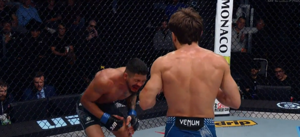 UFC Vegas 115: Ethyn Ewing rozbił Rafaela Estevama! Kapitalny cios na korpus [WIDEO]