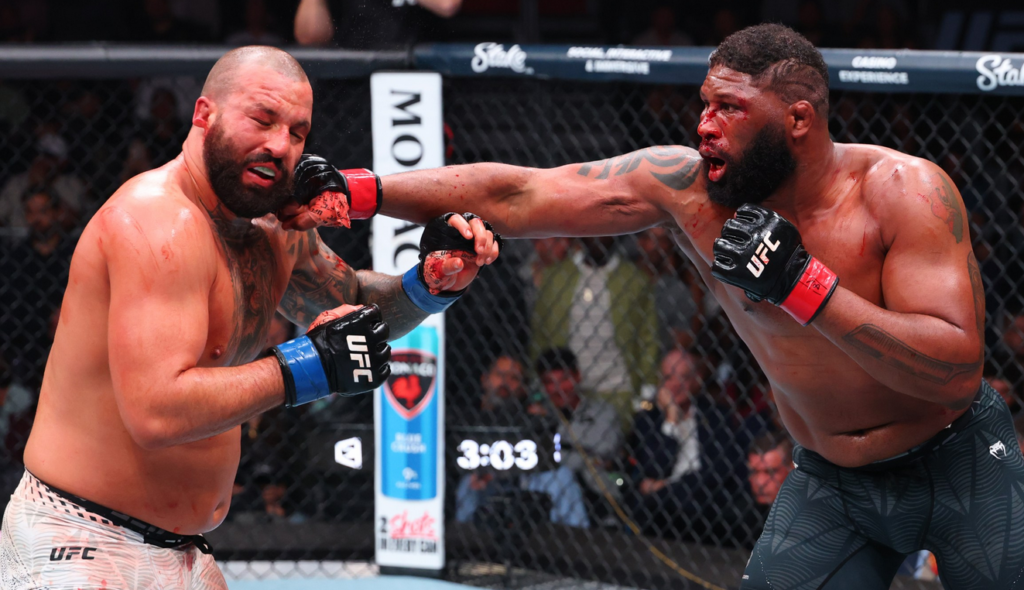 Curtis Blaydes uważa, że wygrał walkę z Hokitem