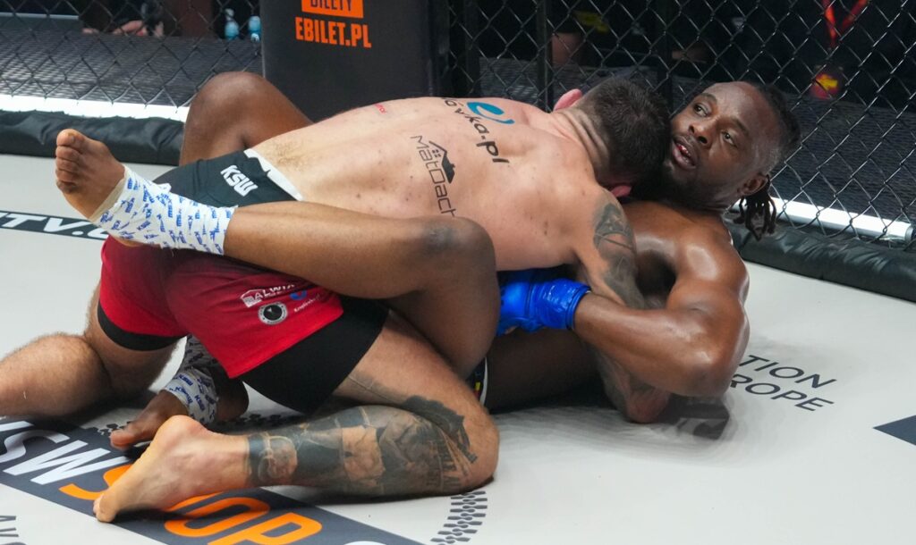XTB KSW 118: Michał Dreczkowski rozbił Lushimę w parterze. Belg przetrwał pełen dystans