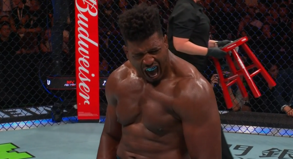 UFC Macau: Alonzo Menifield brutalnie znokautował Mingyanga Zhanga! [WIDEO]