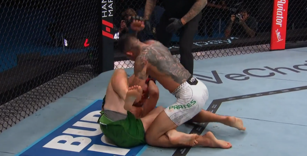 UFC Perth: Carlos Prates rozbił Jacka Dellę Maddalenę! Brutalne skończenie w 3. rundzie [WIDEO]