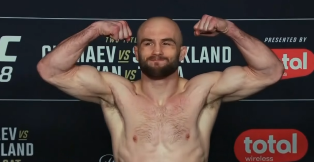 UFC 328 – wyniki ważenia. Rębecki zrobił wagę, jeden zawodnik przekroczył limit