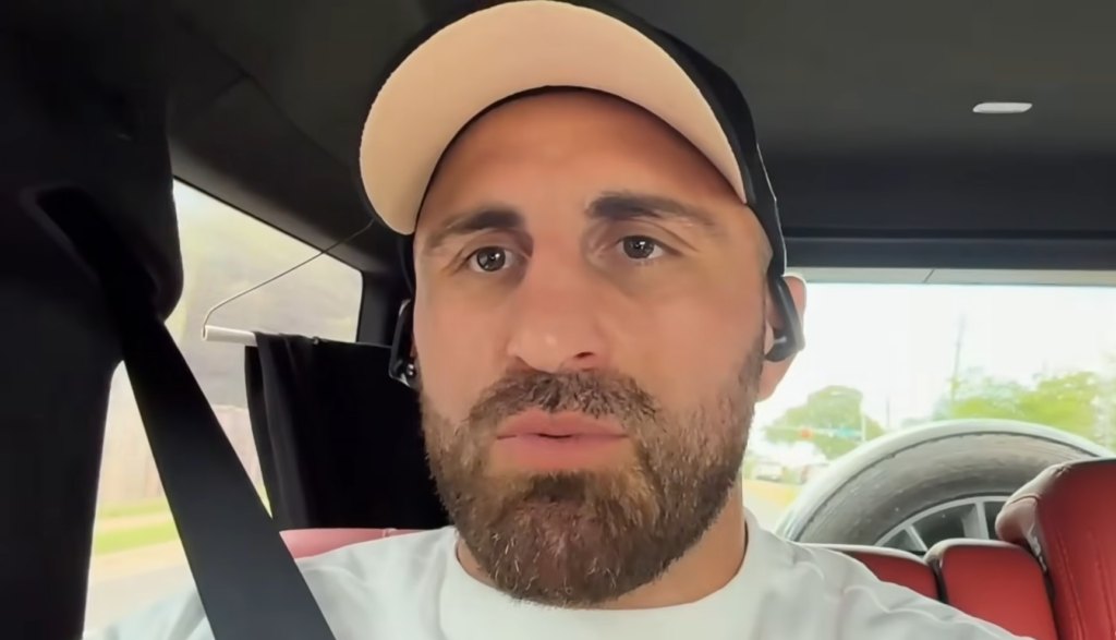 „To właśnie kosztowało go walkę” – Alexander Volkanovski wskazał błąd Ilii Topurii