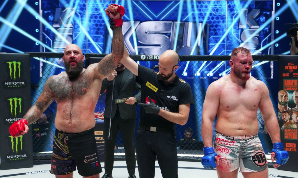 XTB KSW 119: Michal Martinek wypunktował Marka Samociuka po twardej bitwie